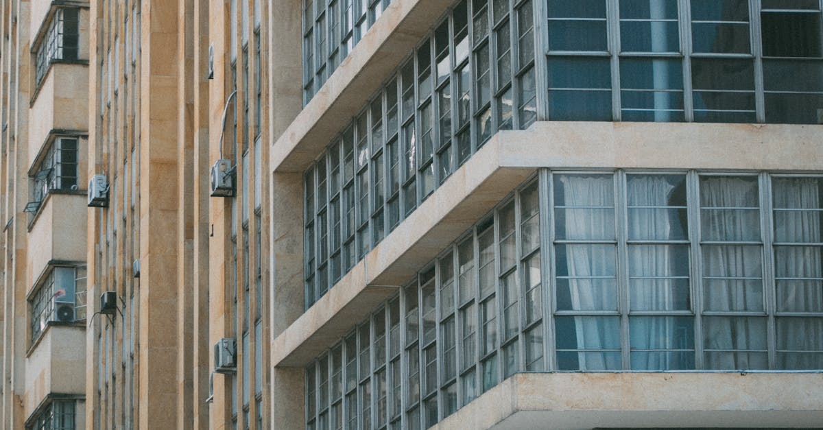 How Air Conditioning Systems Can Prevent Heat Exhaustion at Work